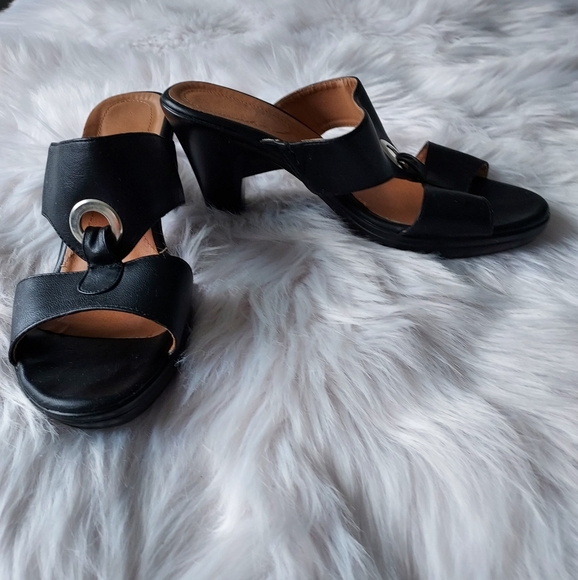 Avenue Shoes - Avenue Mara open toe black sandal with decorative grommet size 9W - 3.5"heel